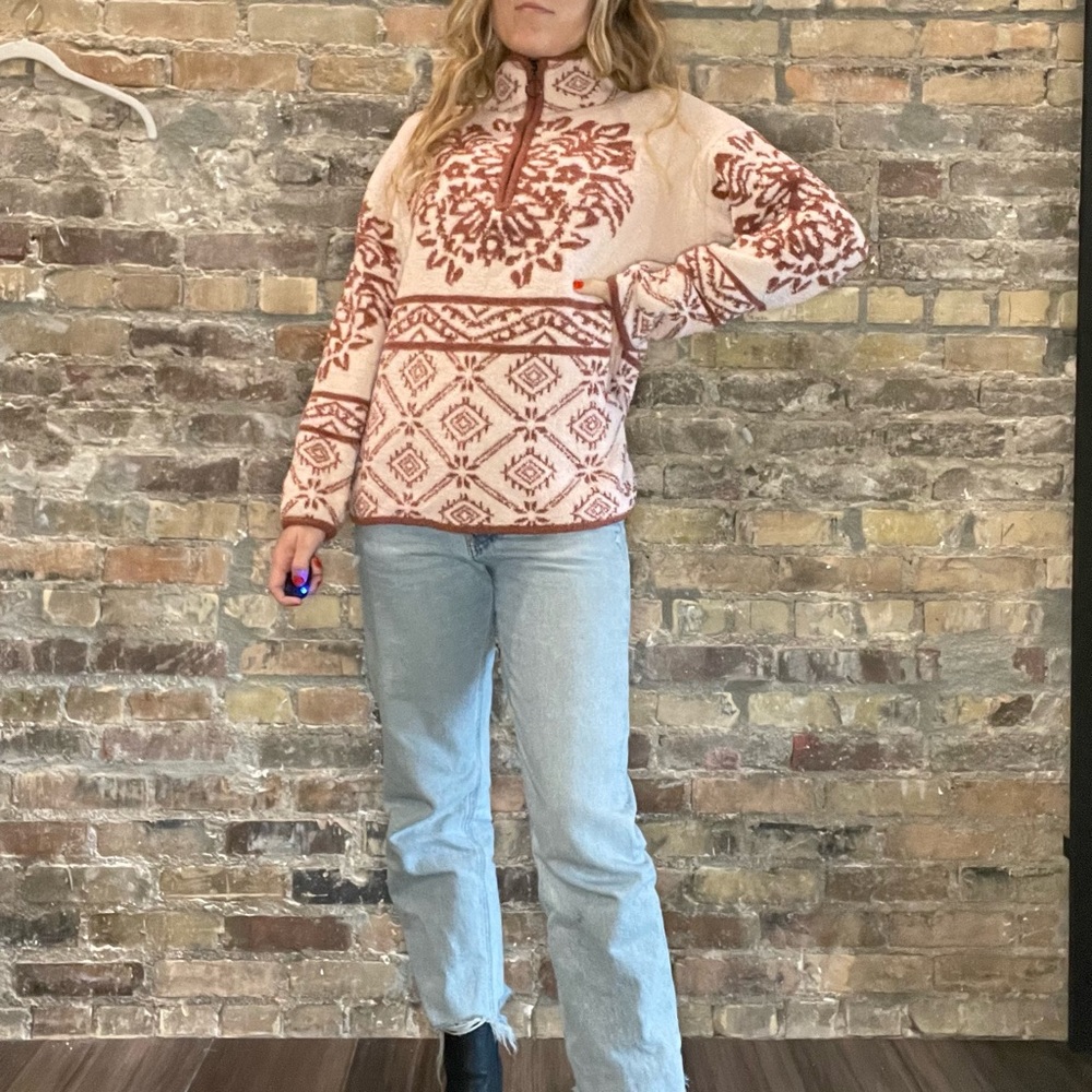Fuzzy Sherpa half zip